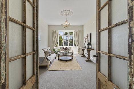 Photo of property in 115 Hawke Street, New Brighton, Christchurch, 8083