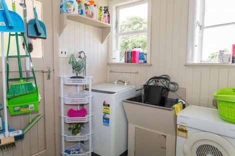 Photo of property in 4 Victor Street, Dannevirke, 4930