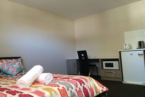 Photo of property in 98 Rattray Street, Riccarton, Christchurch, 8041