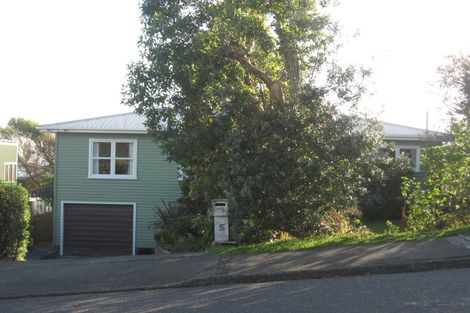 Photo of property in 5 Herewini Street, Titahi Bay, Porirua, 5022