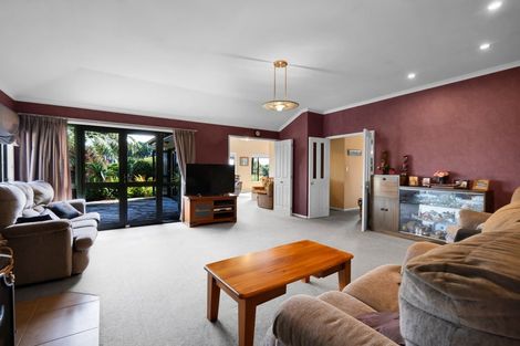 Photo of property in 842 Frankley Road, Hurworth, New Plymouth, 4371
