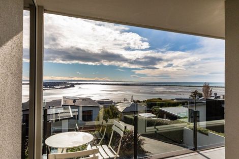 Photo of property in 42b Marama Crescent, Mount Pleasant, Christchurch, 8081