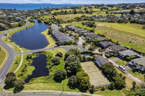 Photo of property in 26 Greenway Rise, Gulf Harbour, Whangaparaoa, 0930