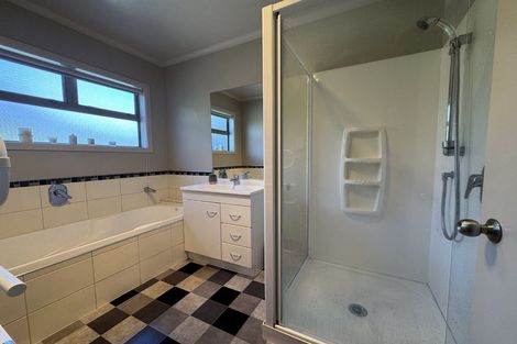 Photo of property in 29 Ngawhatu Road, Stoke, Nelson, 7011