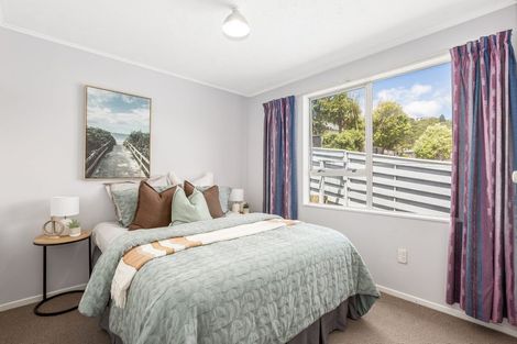 Photo of property in 30 Staithes Drive North, Whitby, Porirua, 5024