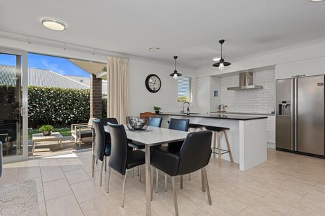 Photo of property in 10 Te Huia Drive, Flagstaff, Hamilton, 3210