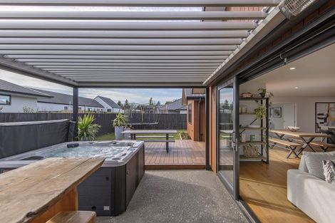 Photo of property in 13 Kelburn Place, Tinwald, Ashburton, 7700