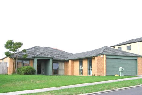 Photo of property in 15 Hercules Drive, Henderson, Auckland, 0612