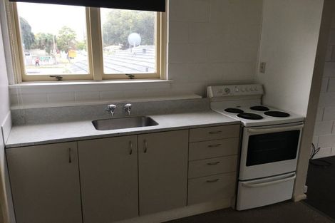 Photo of property in 196 Lincoln Road, Addington, Christchurch, 8024