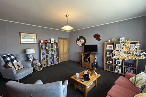 Photo of property in 7 Palm Avenue, Lyall Bay, Wellington, 6022