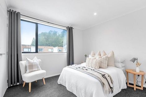 Photo of property in 17 Betty Boyes Street, Wallaceville, Upper Hutt, 5018