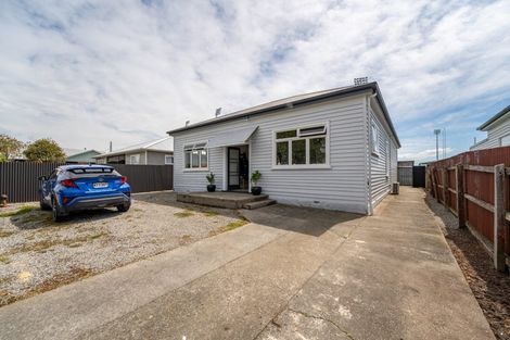 Photo of property in 39 Raymond Street, West End, Timaru, 7910