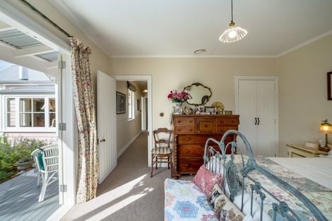 Photo of property in 10 Cotter Street, Greytown, 5712