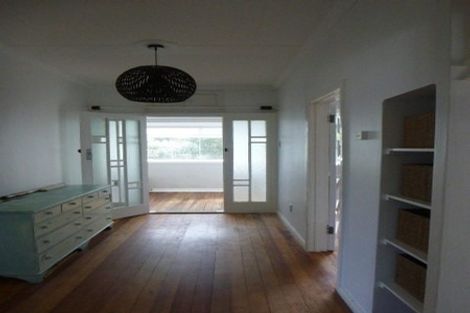 Photo of property in 33 Toi Street, Otaki Beach, Otaki, 5512