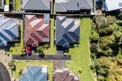 Photo of property in 21 Sovereign Isle Lane, Rototuna, Hamilton, 3210