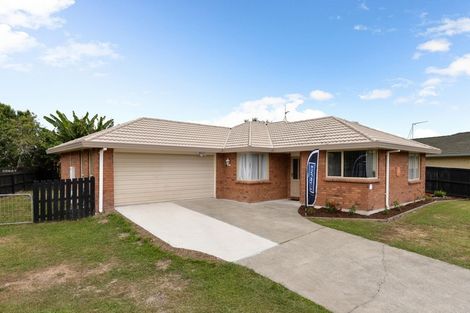 Photo of property in 10 Twickenham Place, Nawton, Hamilton, 3200