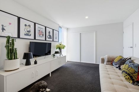 Photo of property in 275 Hills Road, Mairehau, Christchurch, 8013