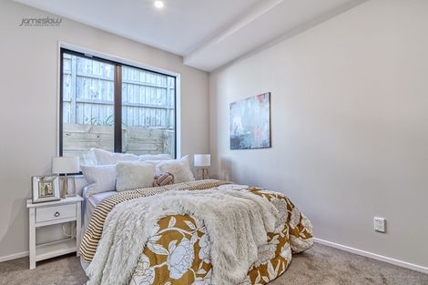 Photo of property in 11 Keiha Crescent, Massey, Auckland, 0614