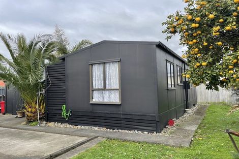 Photo of property in 2a Hendon Place, West End, Palmerston North, 4412