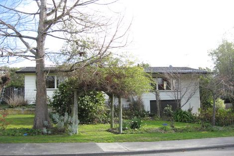 Photo of property in 5 Aotea Crescent, Havelock North, 4130