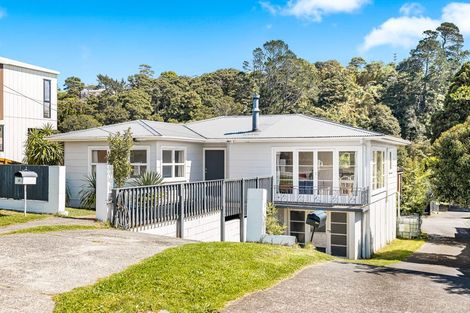 Photo of property in 38 Woodside Road, Massey, Auckland, 0614