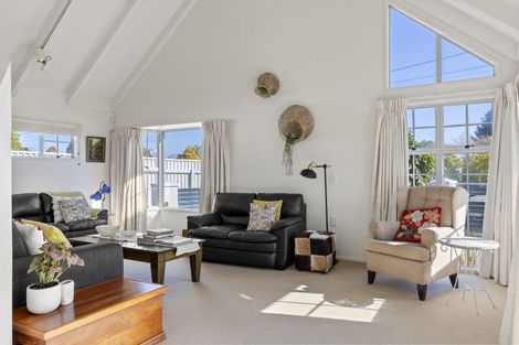 Photo of property in 26 Aubrey Crescent, Rainbow Point, Taupo, 3330