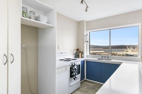 Photo of property in Mansfield Towers, 1 Grant Road, Thorndon, Wellington, 6011