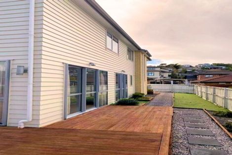 Photo of property in 35 South Kensington Way, Henderson, Auckland, 0612