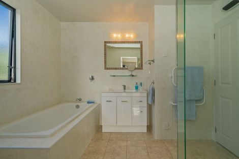 Photo of property in 5a Victoria Street, Whitianga, 3510