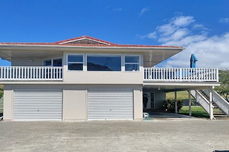 Photo of property in 123 Harper Road, Waimarama, Havelock North, 4294