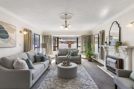 Photo of property in 3 Comeskey Grove, Elderslea, Upper Hutt, 5018