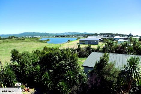 Photo of property in 212 Ngaio Drive, Matarangi, Whitianga, 3592