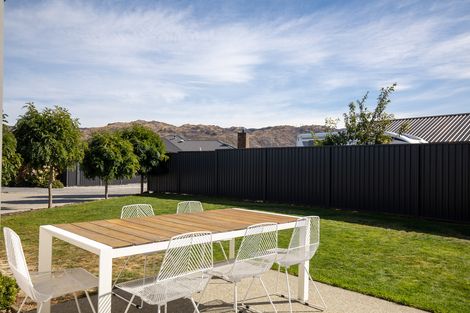 Photo of property in 6 Willoughby Place, Clyde, 9330