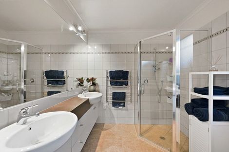 Photo of property in 2 Sovereign Place, Rototuna North, Hamilton, 3210