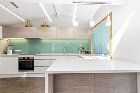 Photo of property in 21a Cathedral Place, Parnell, Auckland, 1052