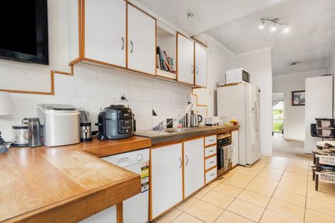 Photo of property in 32 Kauika Road, Avenues, Whangarei, 0110