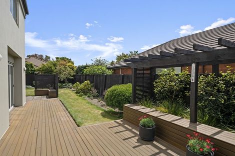 Photo of property in 47 Berkshire Drive, Avonhead, Christchurch, 8042