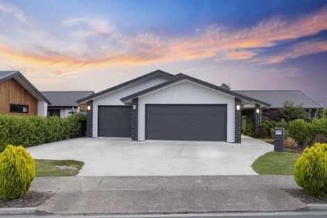 Photo of property in 222 Lakes Boulevard, Pyes Pa, Tauranga, 3112