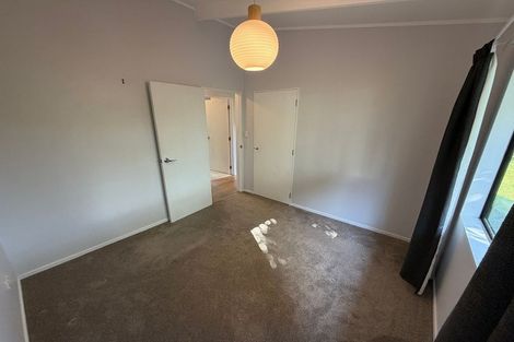 Photo of property in 5 Kearney Place, Massey, Auckland, 0614