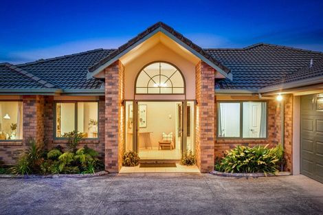 Photo of property in 70a Shaw Road, Oratia, Auckland, 0604