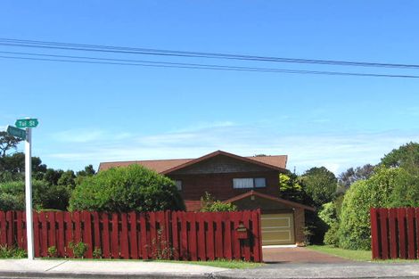 Photo of property in 16 Tui Street, Torbay, Auckland, 0630