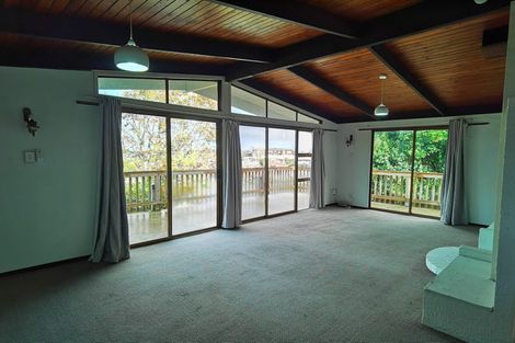 Photo of property in 154 Ti Rakau Drive, Pakuranga, Auckland, 2010