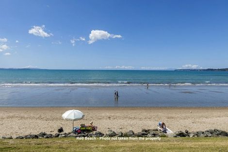 Photo of property in 1/86 Bay Street, Red Beach, 0932