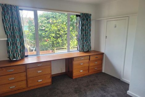 Photo of property in 4 Puni Street, Fitzroy, New Plymouth, 4312