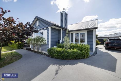 Photo of property in 17 Matepu Crescent, Pyes Pa, Tauranga, 3112