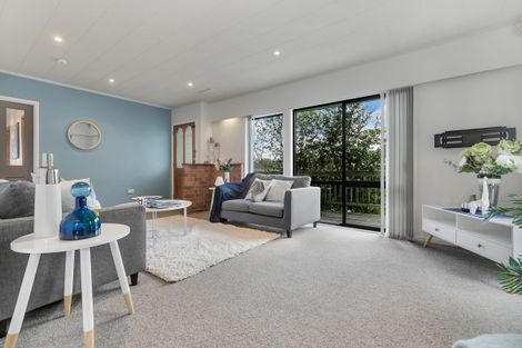 Photo of property in 4 Chamberlain Road, Massey, Auckland, 0614