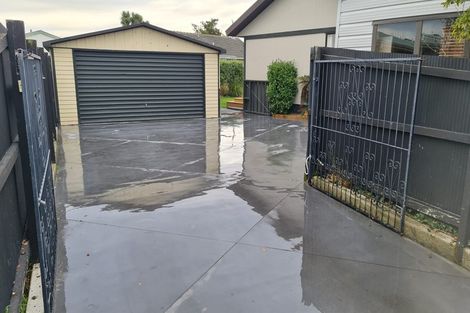 Photo of property in 14 Peckham Lane, Woolston, Christchurch, 8062