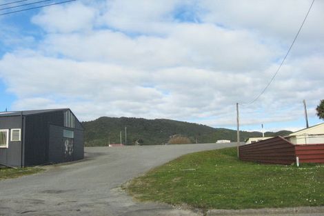 Photo of property in 17 Packers Quay, Blaketown, Greymouth, 7805