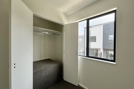 Photo of property in 11/474 West Coast Road, Glen Eden, Auckland, 0602