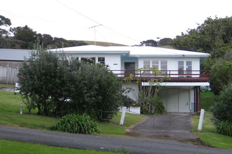 Photo of property in 3 Matheson Bay Road, Leigh, 0985